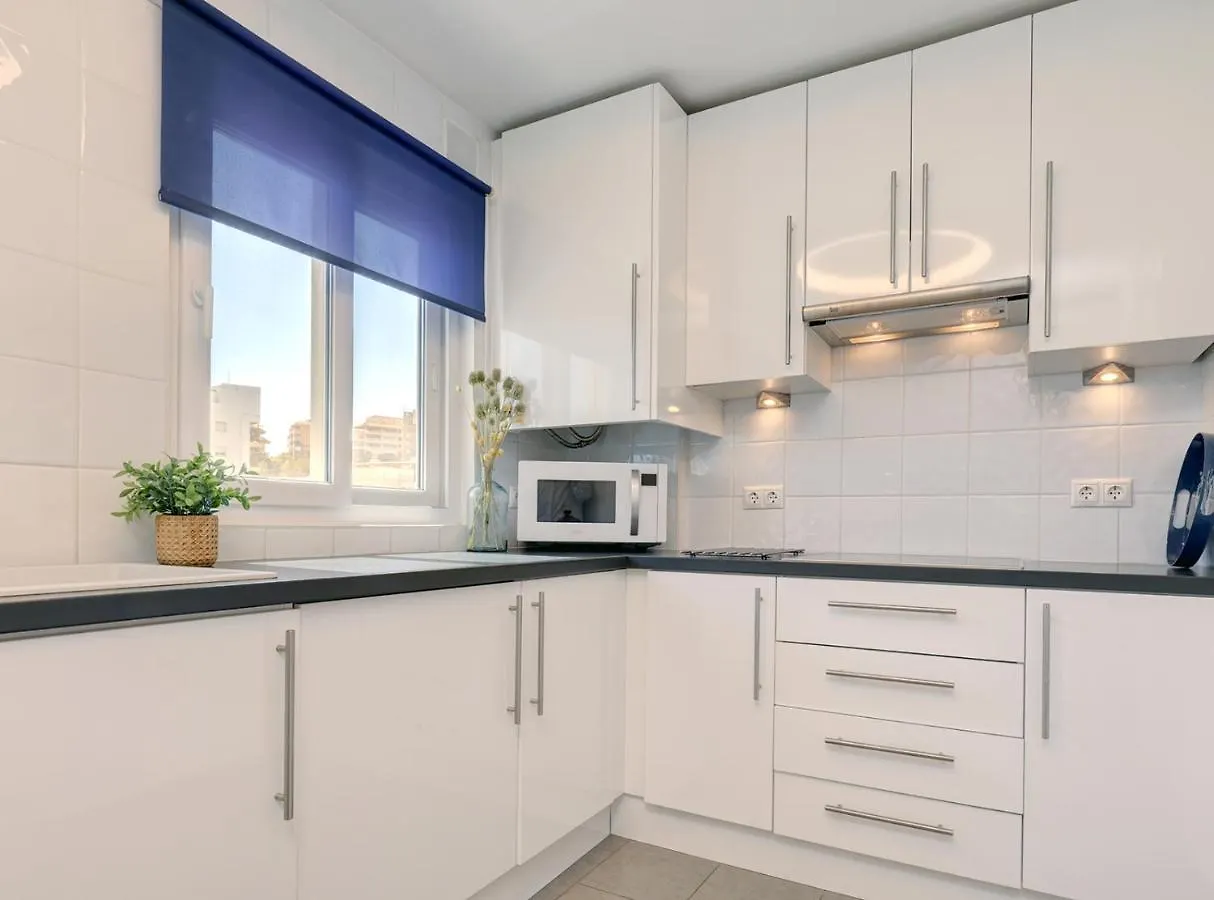 Front Row Penthouse Apartment On Carvajal Beach 丰希罗拉 西班牙